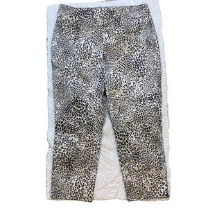 Chico's White Leopard Animal Print Pull On Crop Pants Ladies‎ Size 10/Chico 1.5